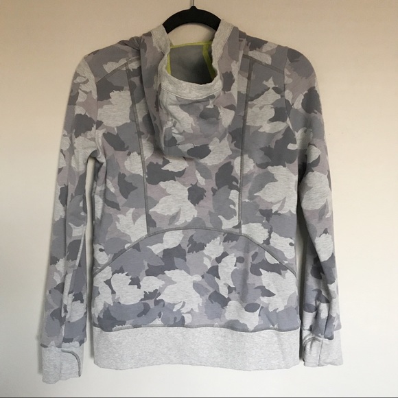 Athleta Girl Camouflage Zip Up Hoodie Girls XL 14 - Picture 8 of 12